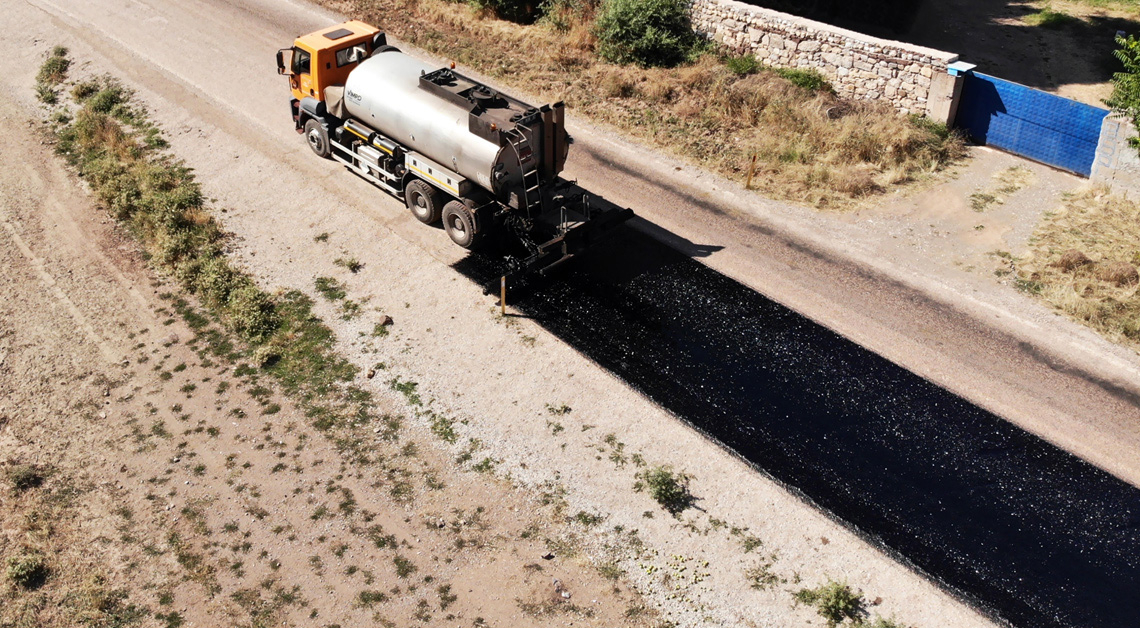 Asphalt Distributor
