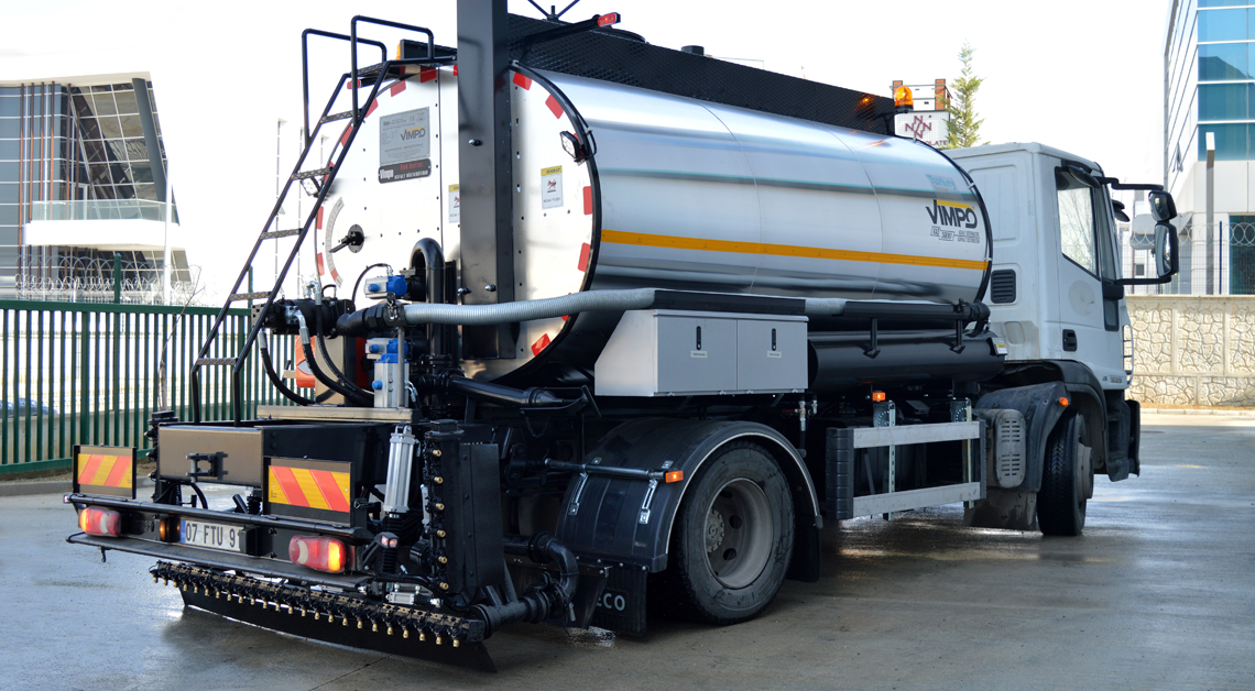 VAD 3600M موزع الاسفلت